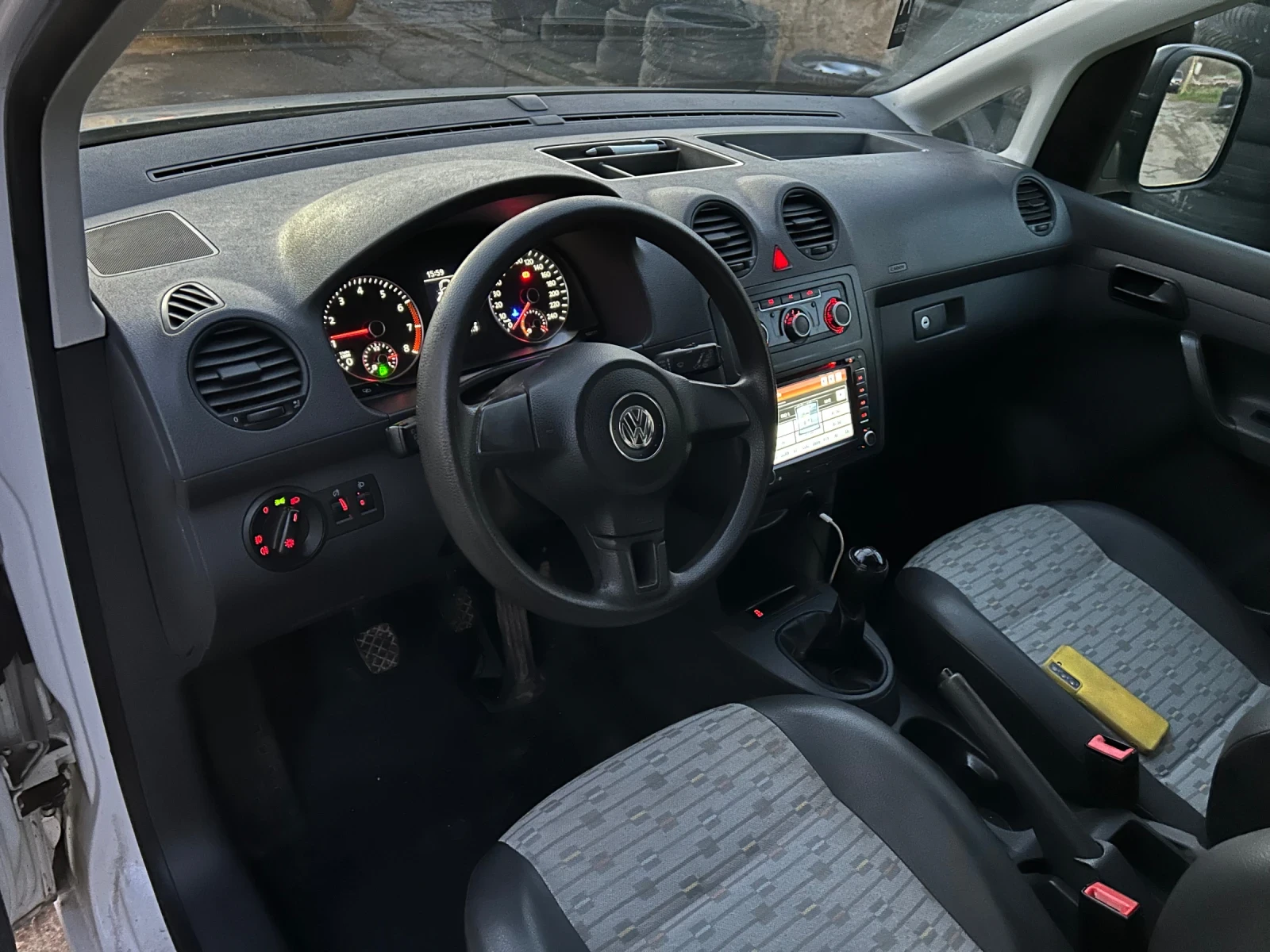 VW Caddy  - изображение 6