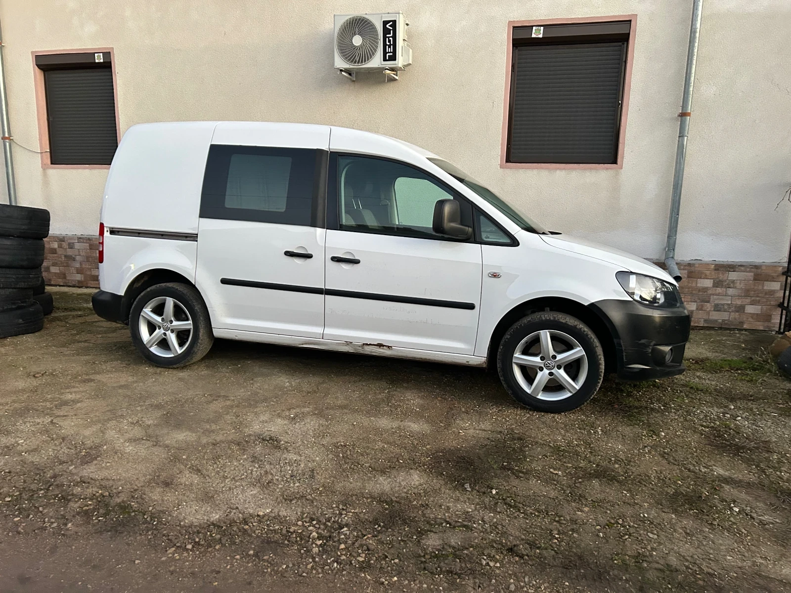 VW Caddy  - изображение 3
