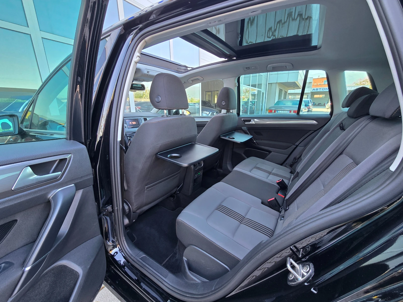 VW Sportsvan 2.0 TDi* ALLSTAR* KAMERA* PANORAMA* DISTRONIC*  | Mobile.bg � ����������� 12