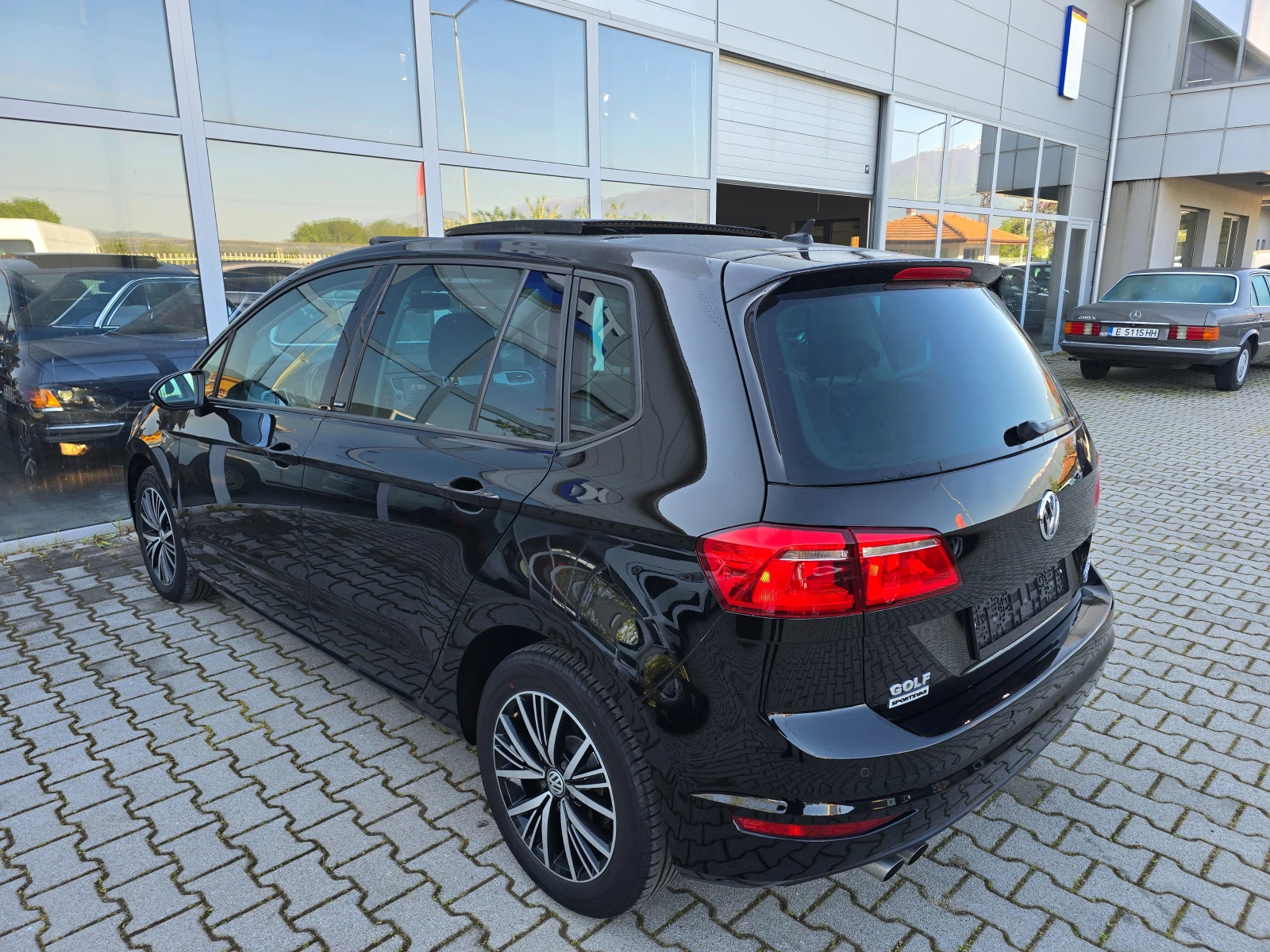 VW Sportsvan 2.0 TDi* ALLSTAR* KAMERA* PANORAMA* DISTRONIC*  | Mobile.bg � ����������� 7