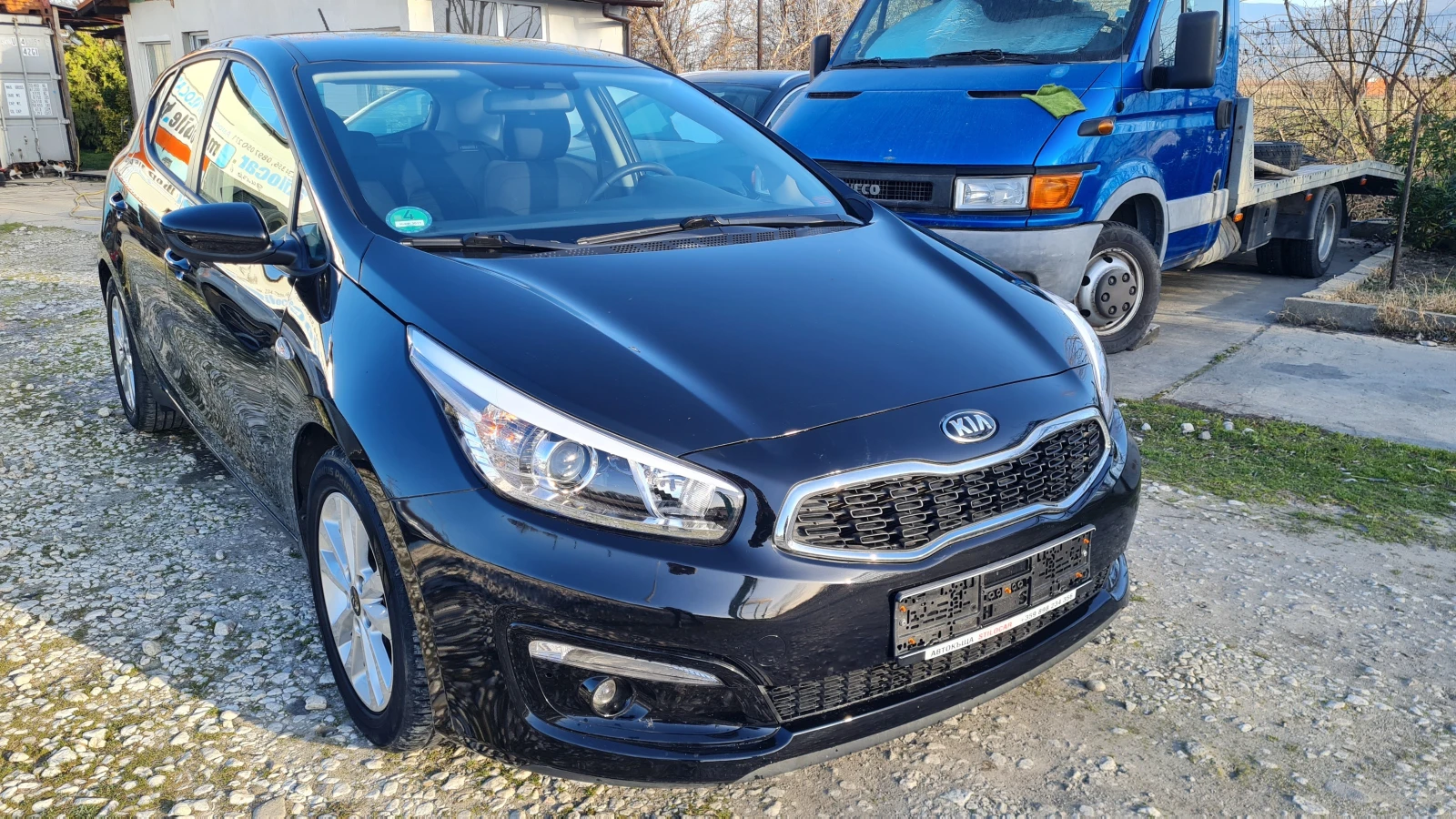 Kia Ceed 1.4i 100к.с, снимка 2 - Автомобили и джипове - 53839012