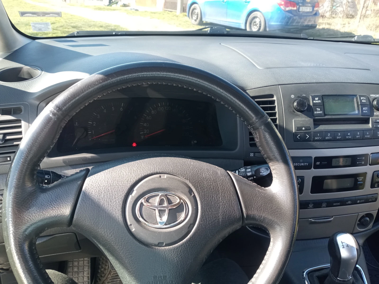 Toyota Corolla verso 1, снимка 11 - Автомобили и джипове - 53841474