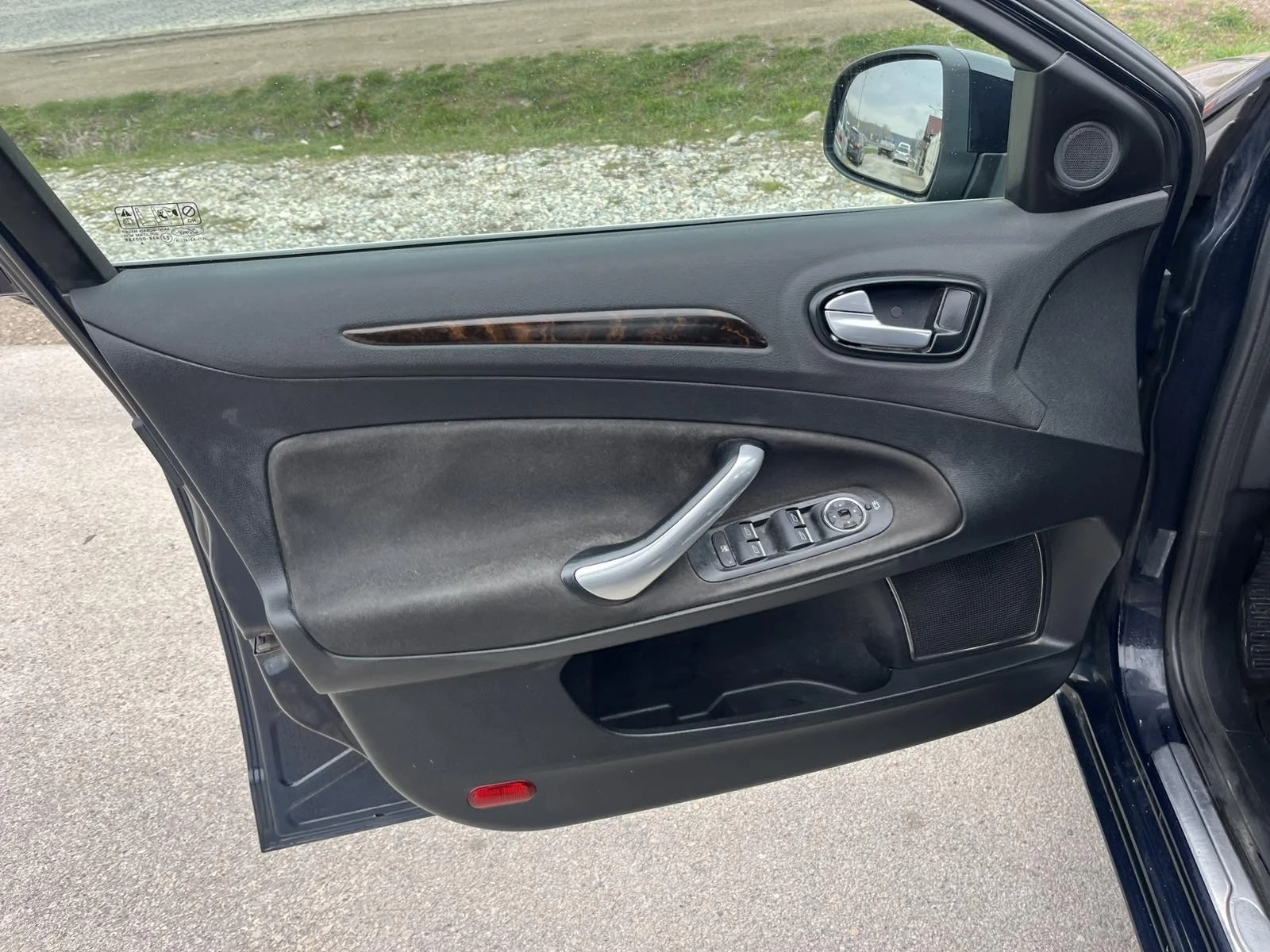 Ford Mondeo 2.0HDI 140кс EURO 4 ВНОС ИТАЛИЯ, снимка 7 - Автомобили и джипове - 53953525