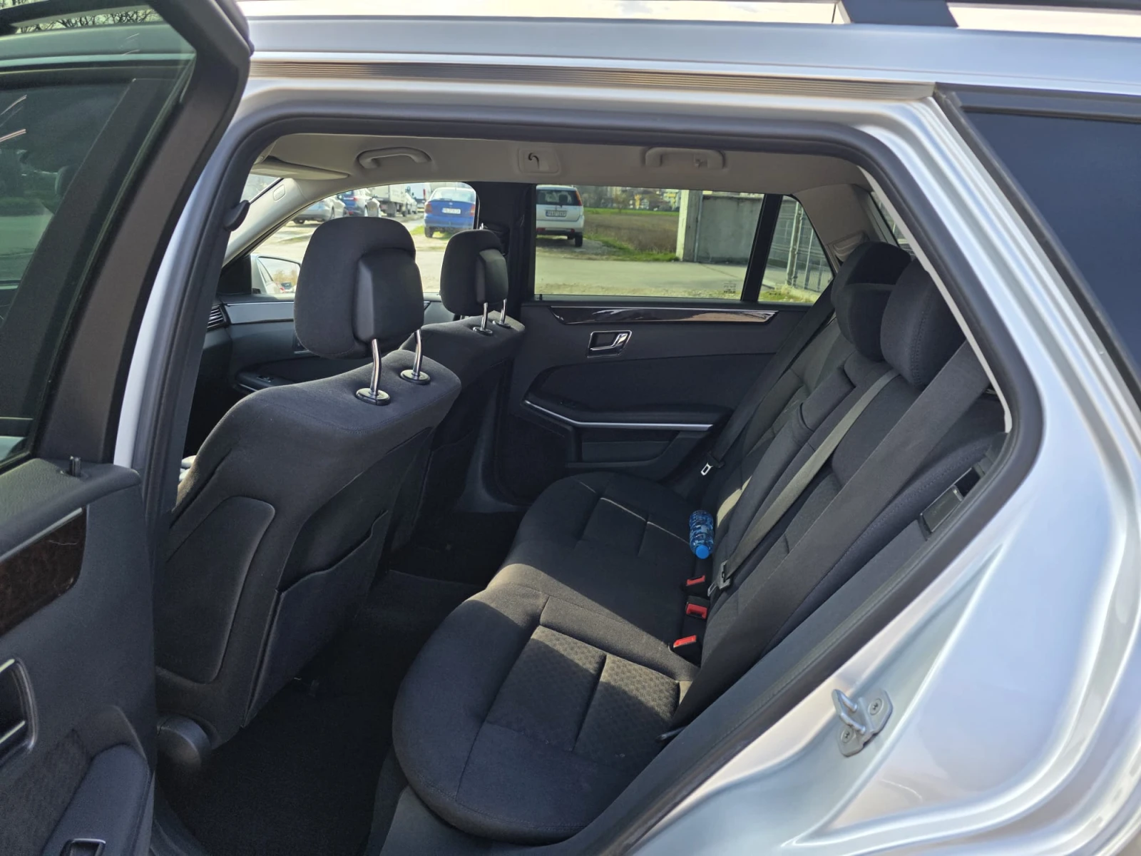 Mercedes-Benz E 300 CDI* 231 к.с.* V6* 7G, снимка 11 - Автомобили и джипове - 53976808