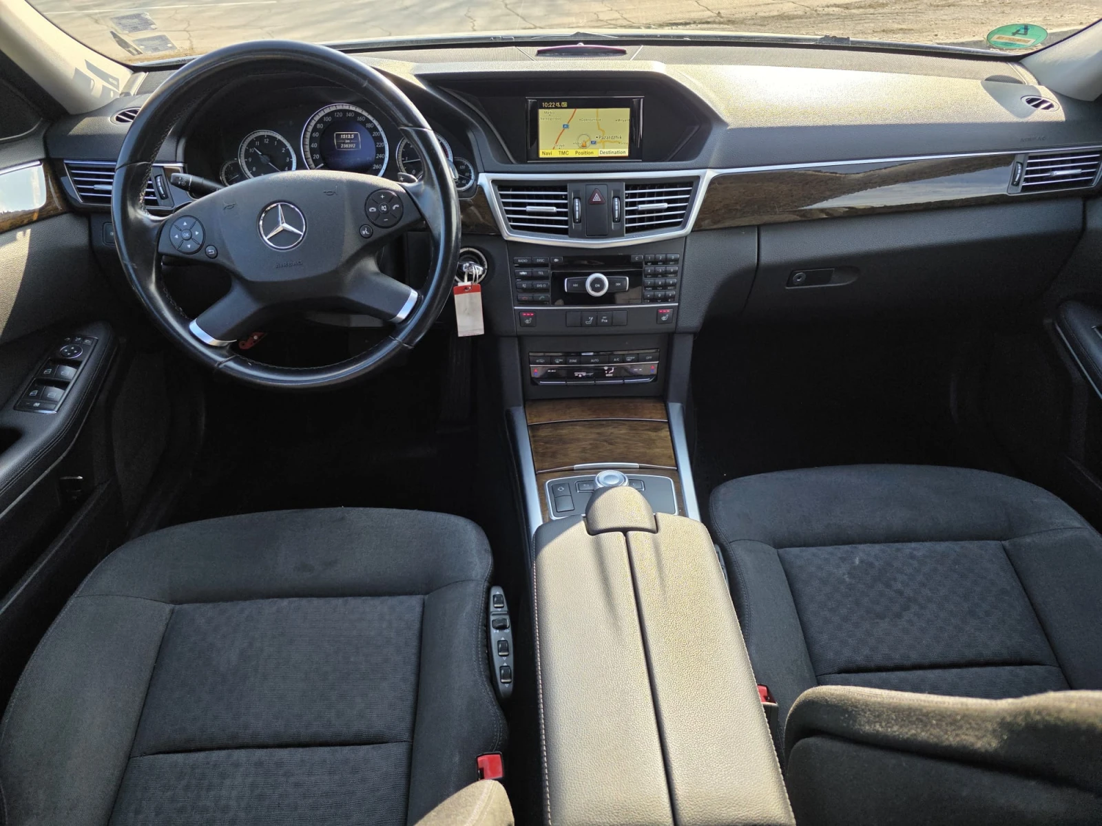 Mercedes-Benz E 300 CDI* 231 к.с.* V6* 7G, снимка 8 - Автомобили и джипове - 53976808