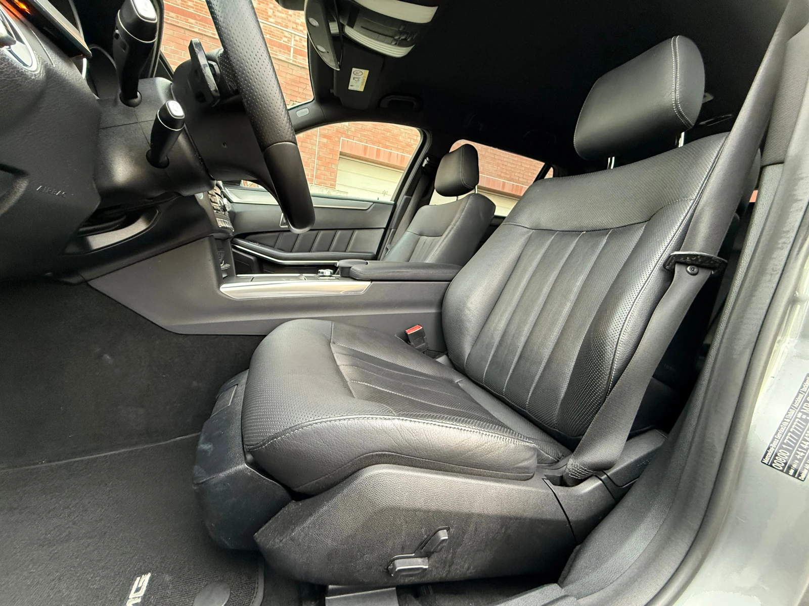 Mercedes-Benz E 250 FACELIFT-AMG-PAKET-4X4-FULL-ШВЕЙЦАРИЯ, снимка 13 - Автомобили и джипове - 54113075