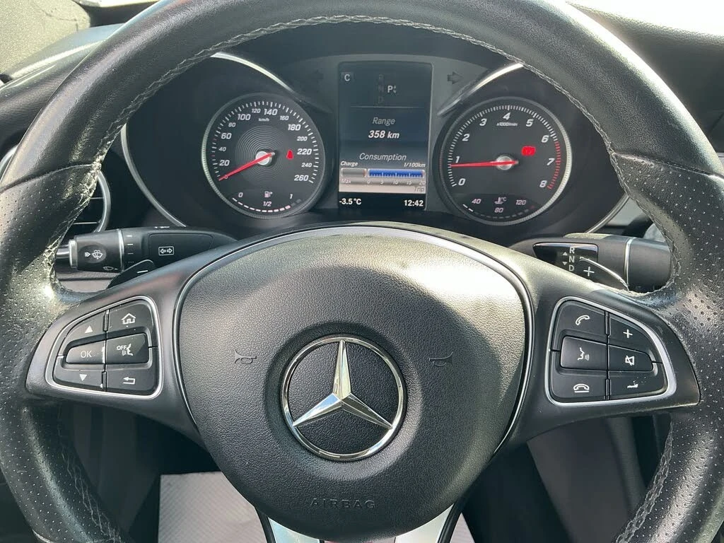 Mercedes-Benz C 300 * АвтоКредит * (ЦЕНА ДО БГ), снимка 11 - Автомобили и джипове - 54139690
