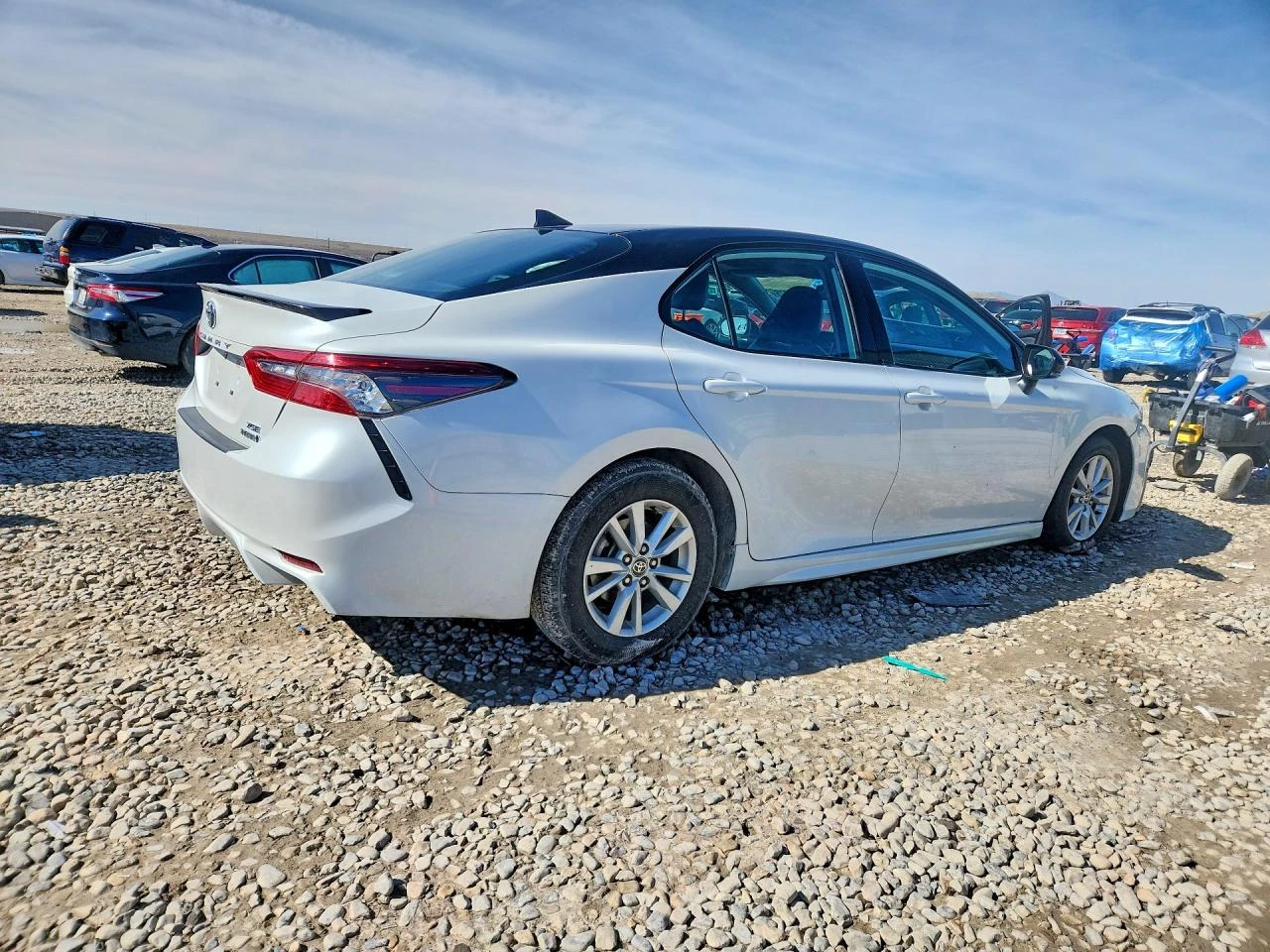 Toyota Camry 2.5l Hybrid Xse, снимка 3 - Автомобили и джипове - 54235453