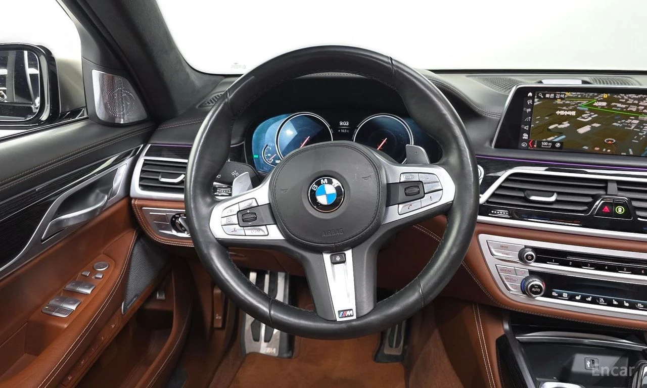 BMW 760 Li* XDRIVE* BOWERS AND WILKINS* HEAD-UP* GESTURE* , снимка 12 - Автомобили и джипове - 54480331