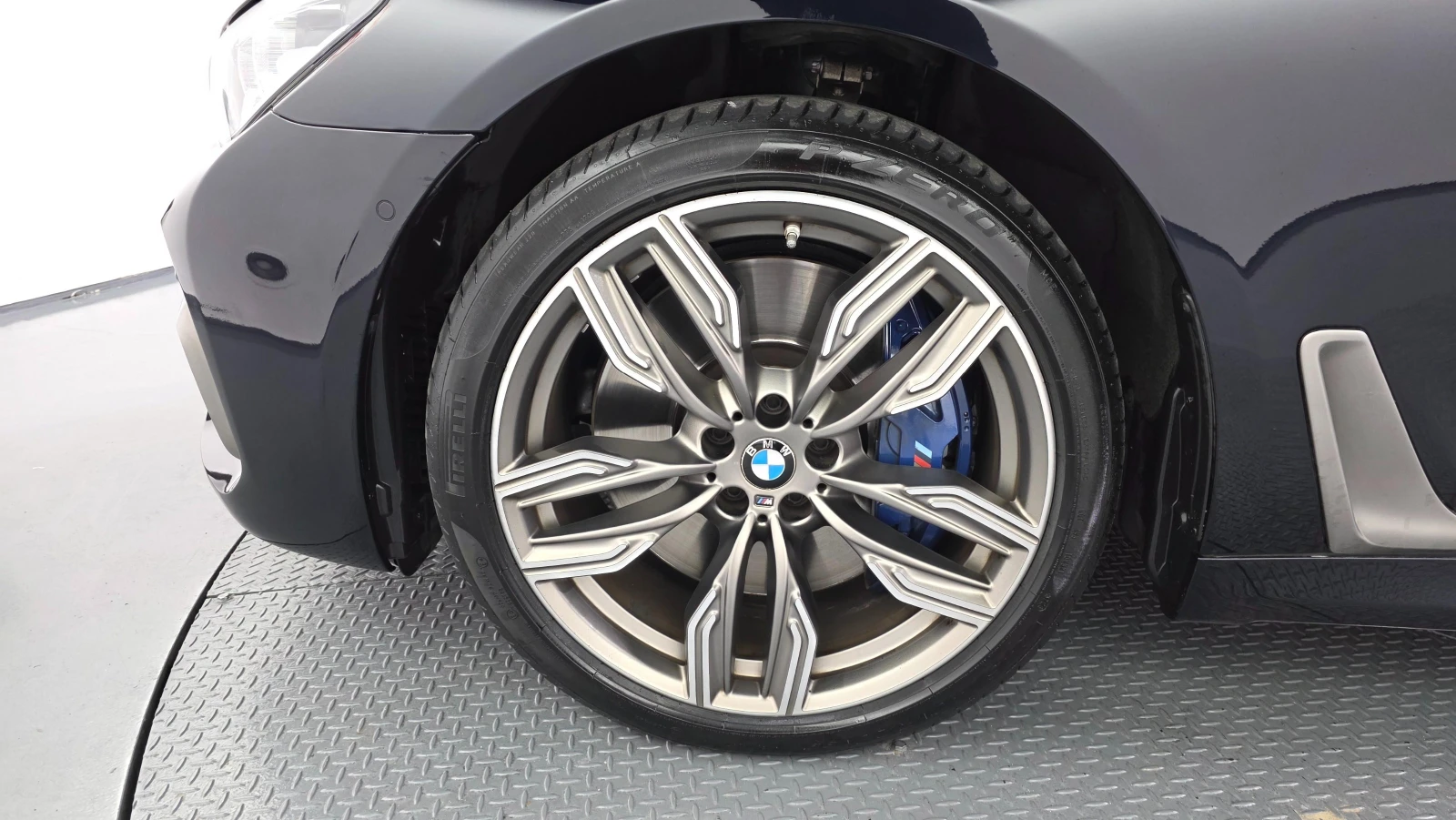 BMW 760 Li* XDRIVE* BOWERS AND WILKINS* HEAD-UP* GESTURE* , снимка 5 - Автомобили и джипове - 54480331
