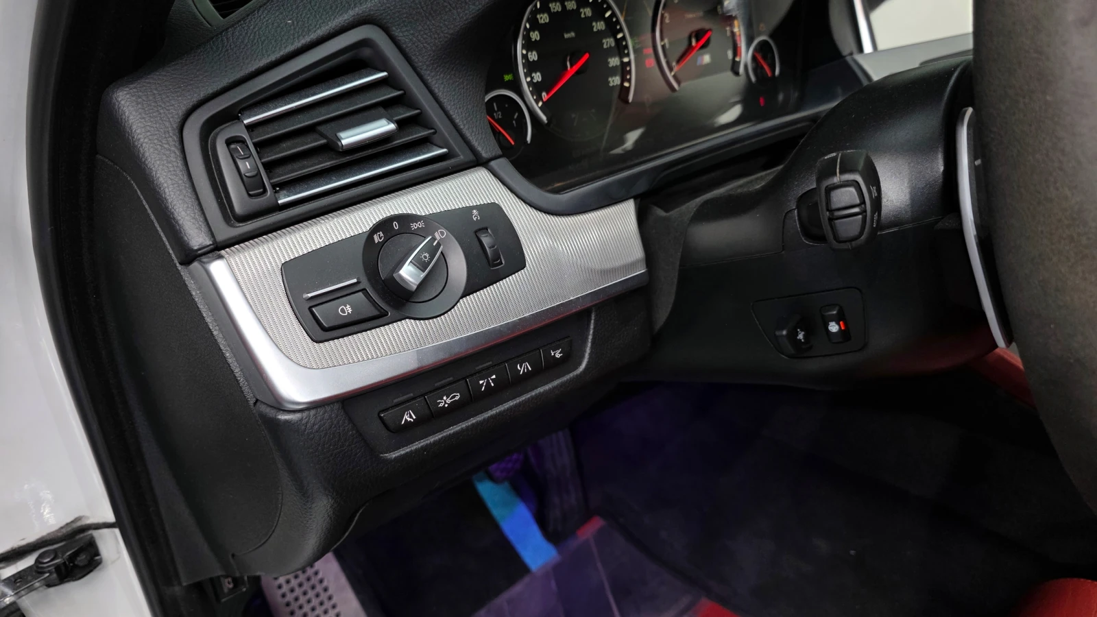 BMW M5 HEAD-UP* HARMAN* PERFORMANCE* ЩОРИ* КРАЙНА ЦЕНА, снимка 11 - Автомобили и джипове - 54630076