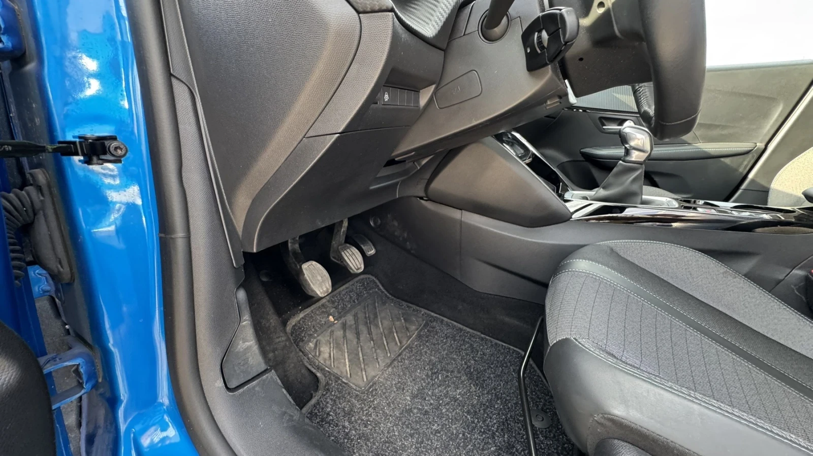 Peugeot 208 | Mobile.bg � ����������� 10