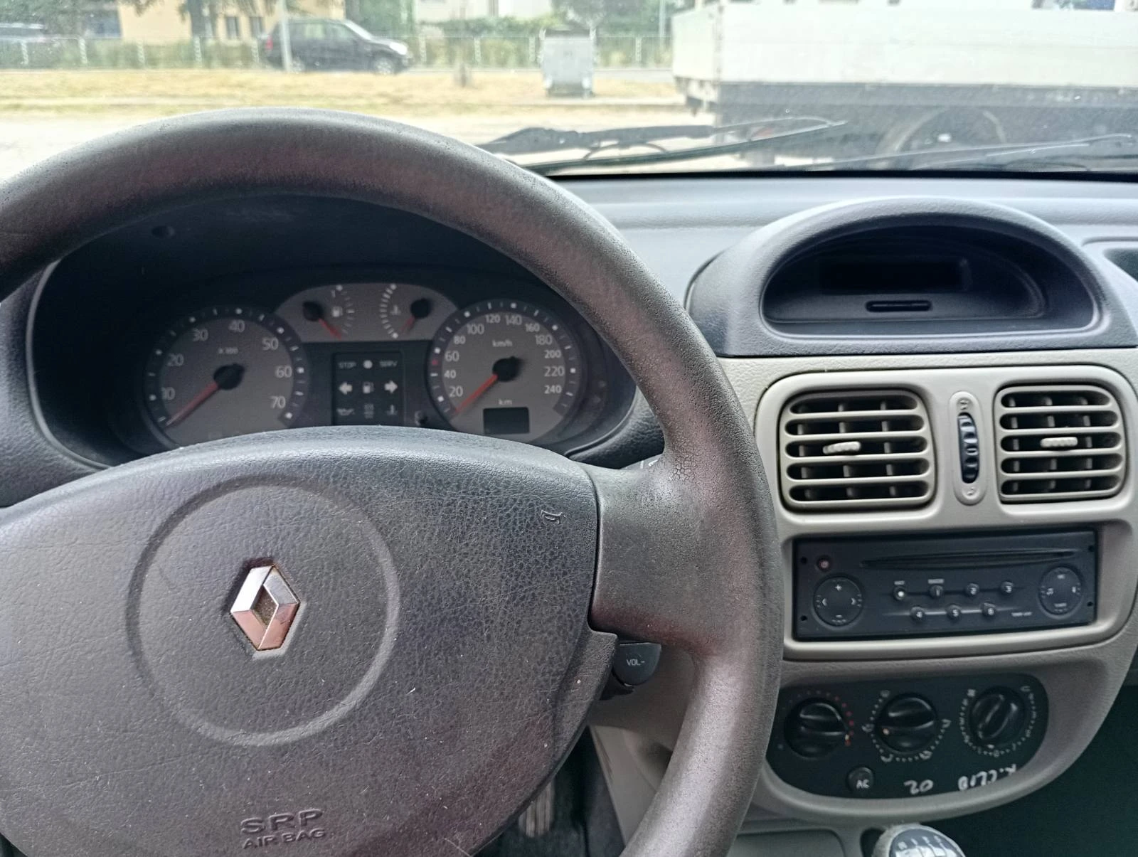 Renault Clio, снимка 5 - Автомобили и джипове - 55216818
