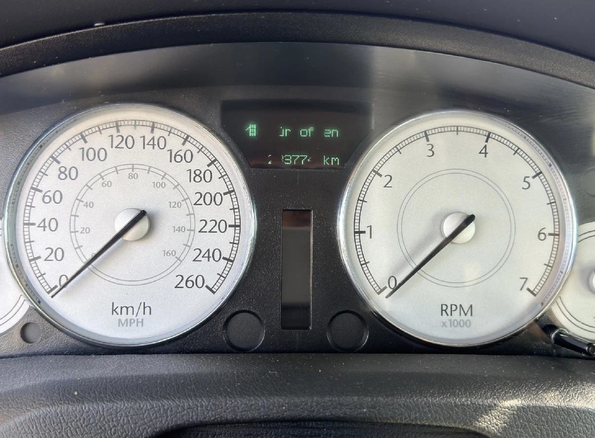 Chrysler 300c 3.5i Швейцария, снимка 13 - Автомобили и джипове - 55277874