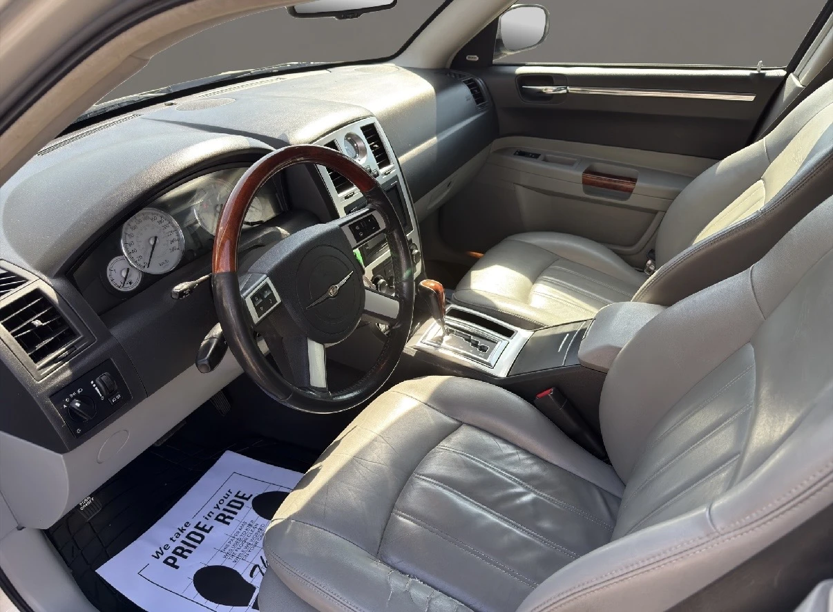Chrysler 300c 3.5i Швейцария, снимка 12 - Автомобили и джипове - 55277874