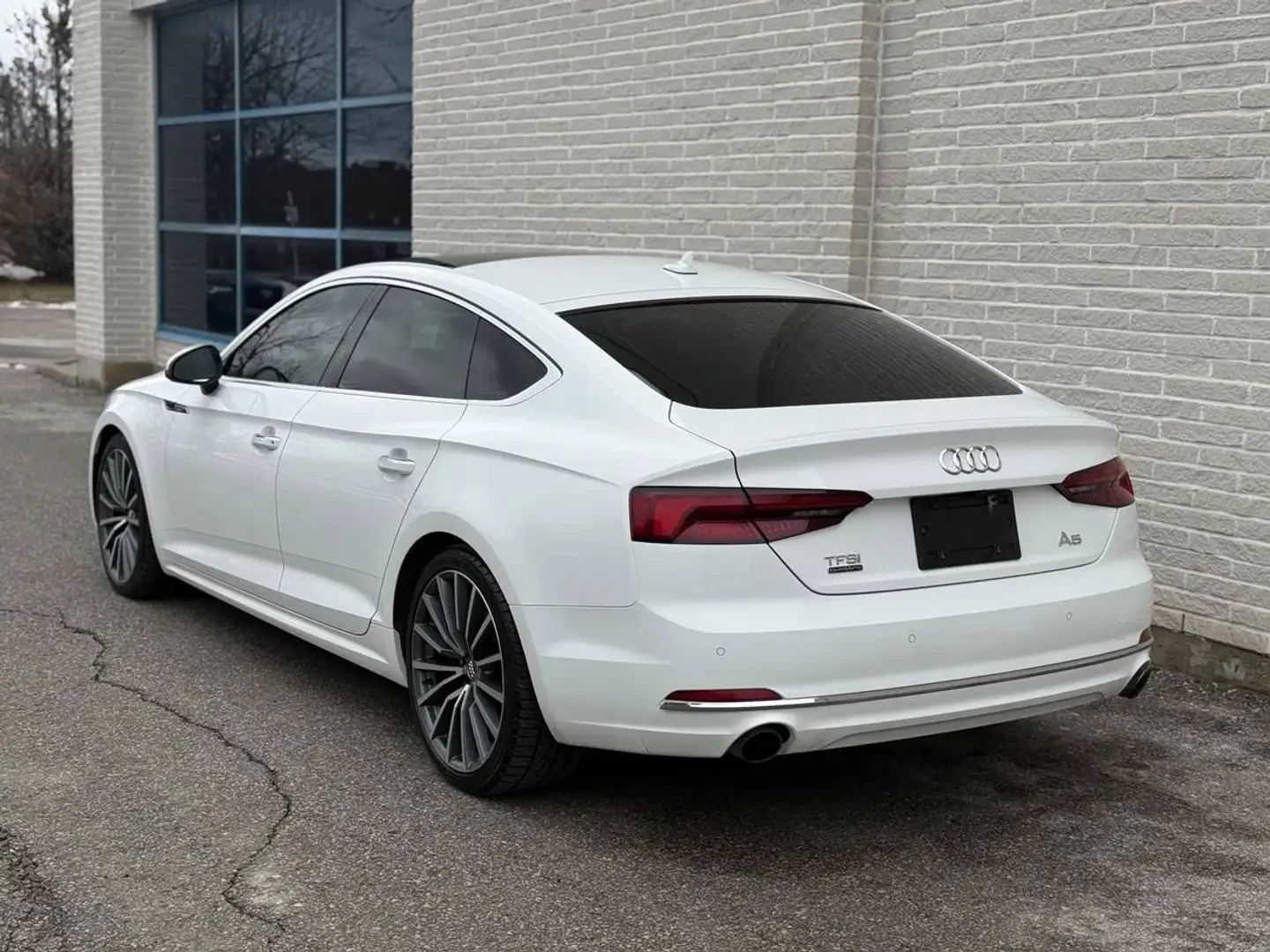 Audi A5 Technik, снимка 4 - Автомобили и джипове - 55325914