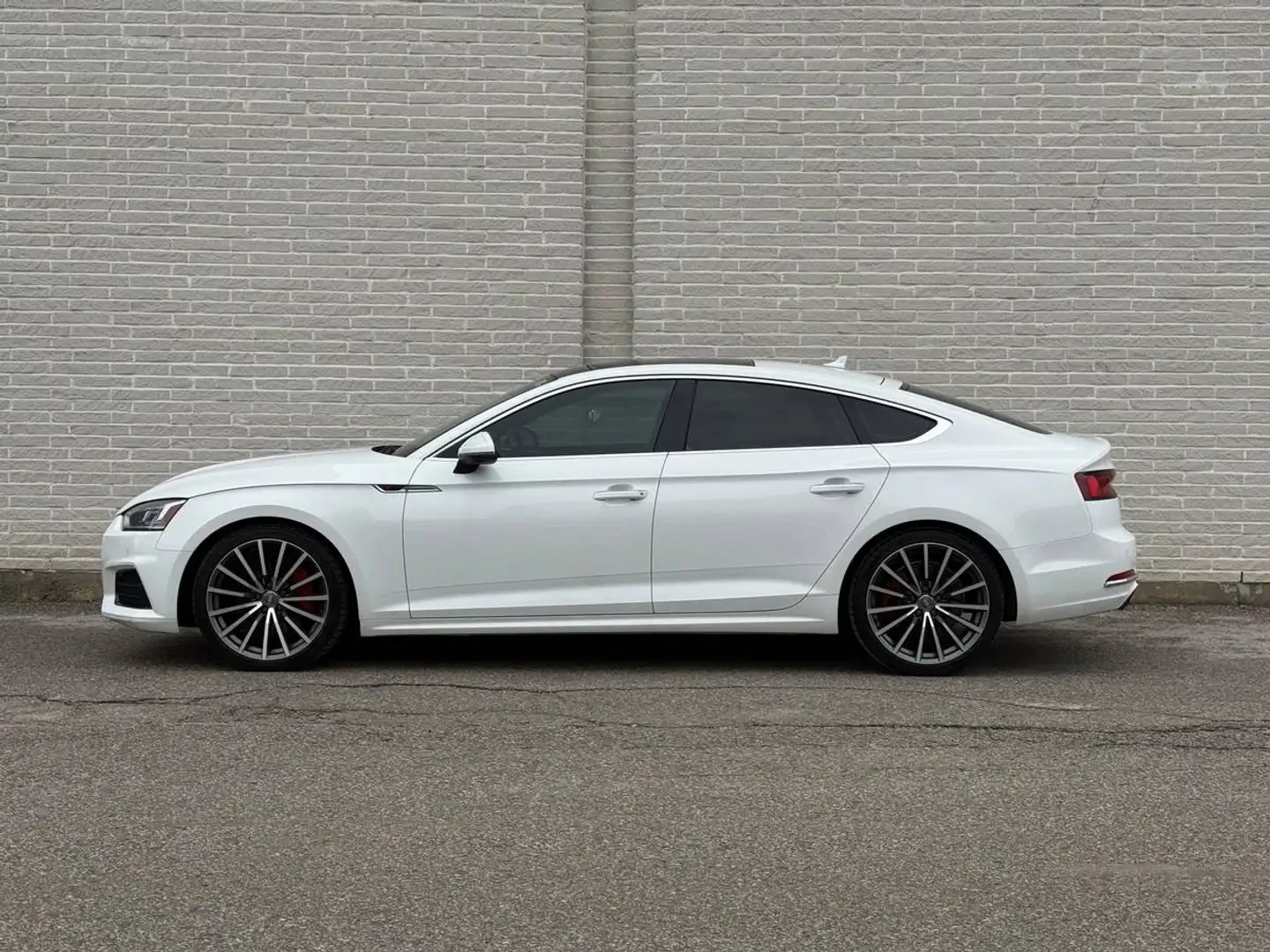Audi A5 Technik, снимка 3 - Автомобили и джипове - 55325914