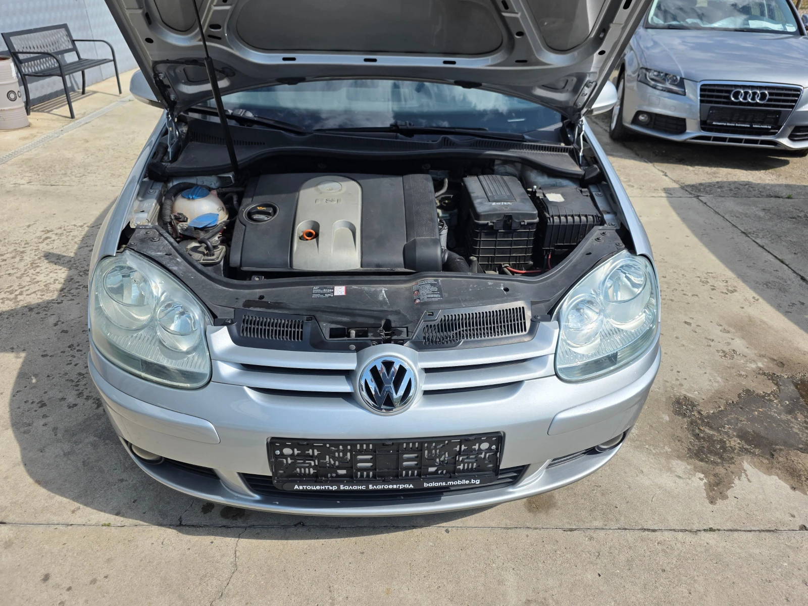 VW Golf 1.6i 74000km!, снимка 17 - Автомобили и джипове - 55372334