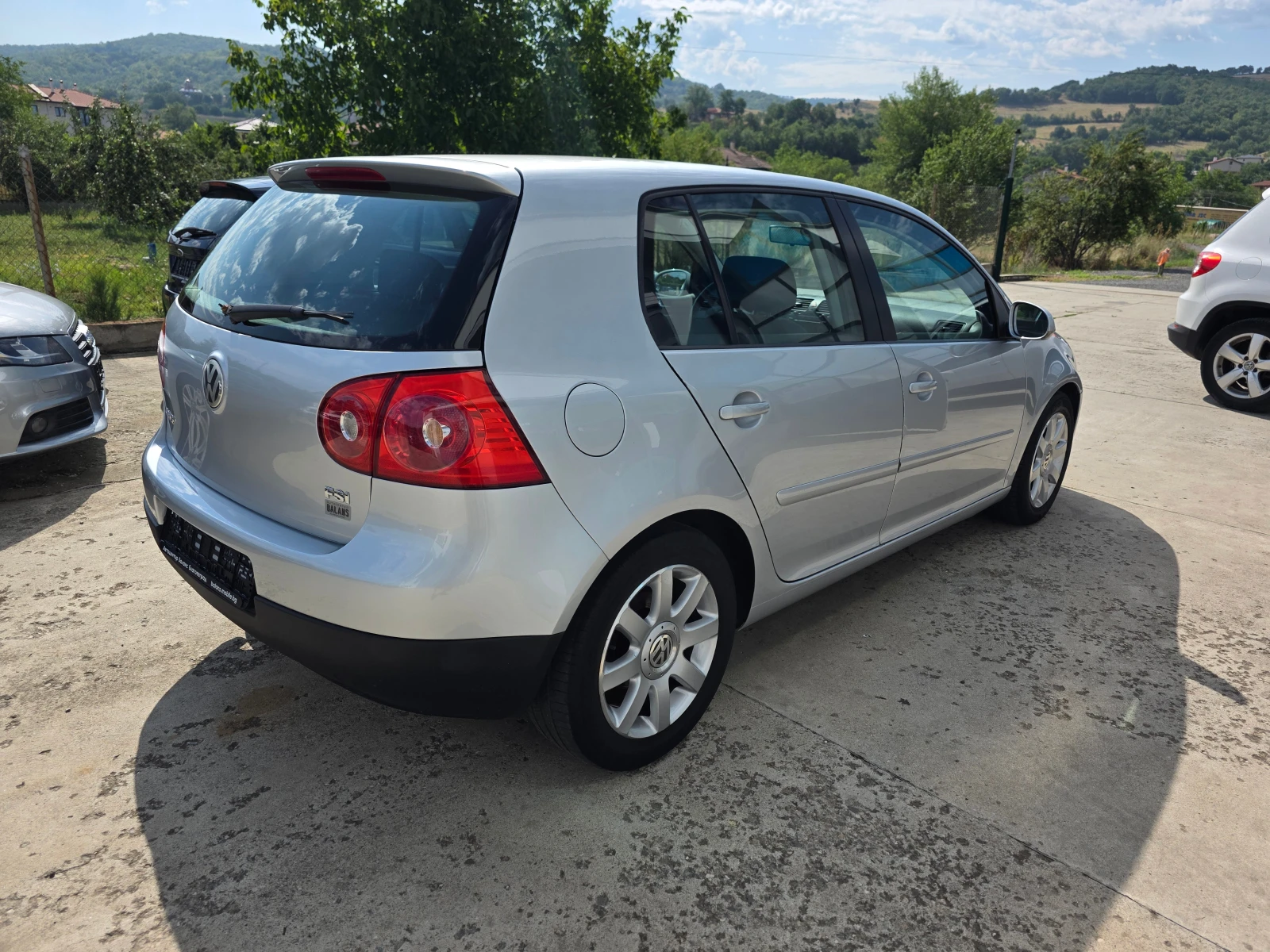 VW Golf 1.6i 74000km!, снимка 7 - Автомобили и джипове - 55372334