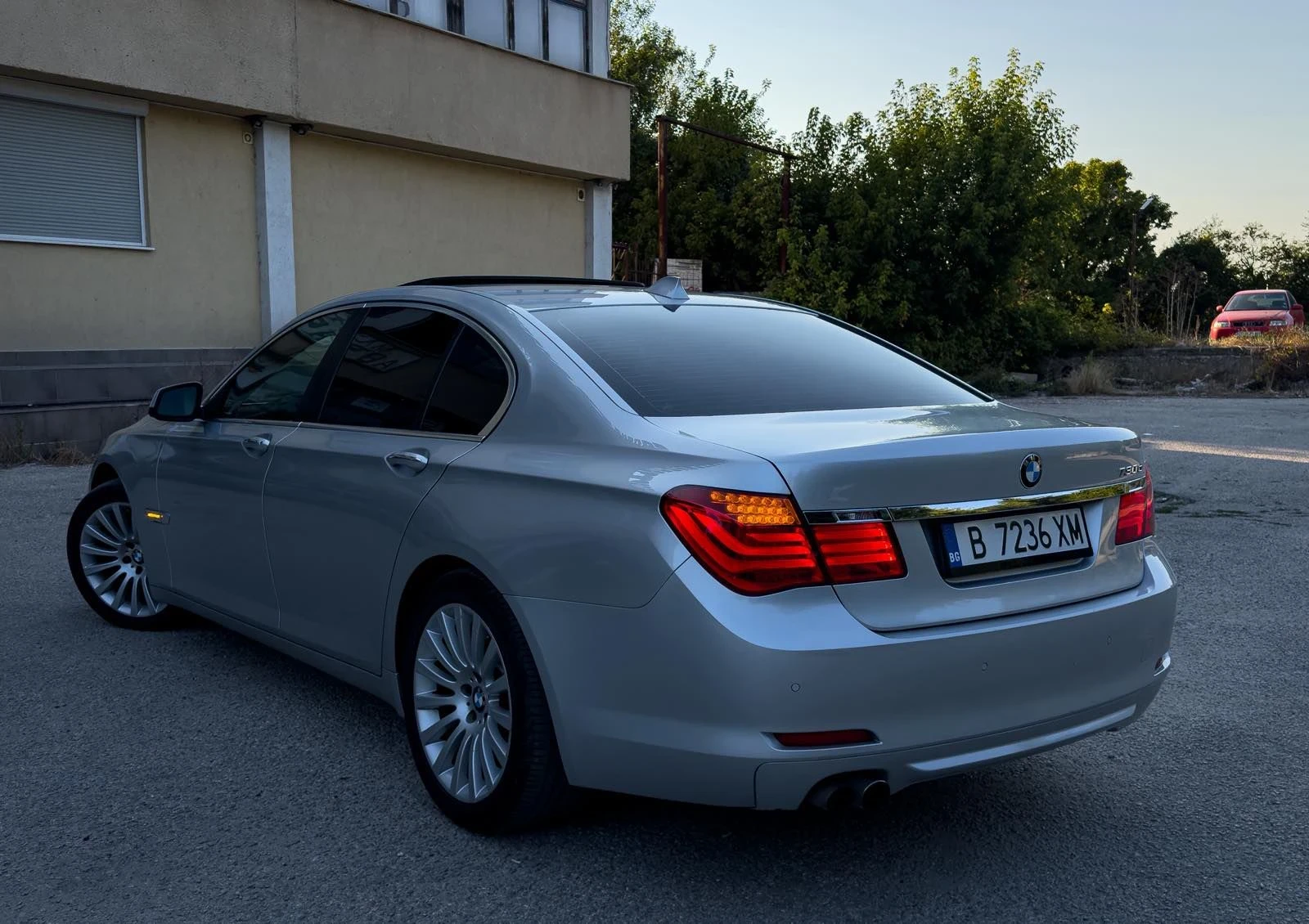 BMW 730 730d f01