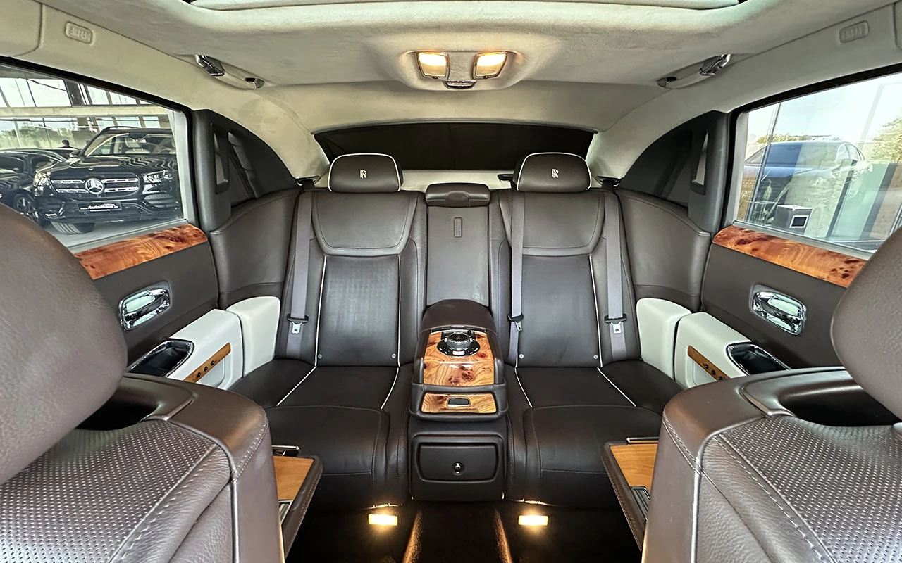 Rolls-Royce Ghost Series II Extended Wheel Base, снимка 8 - Автомобили и джипове - 55698966