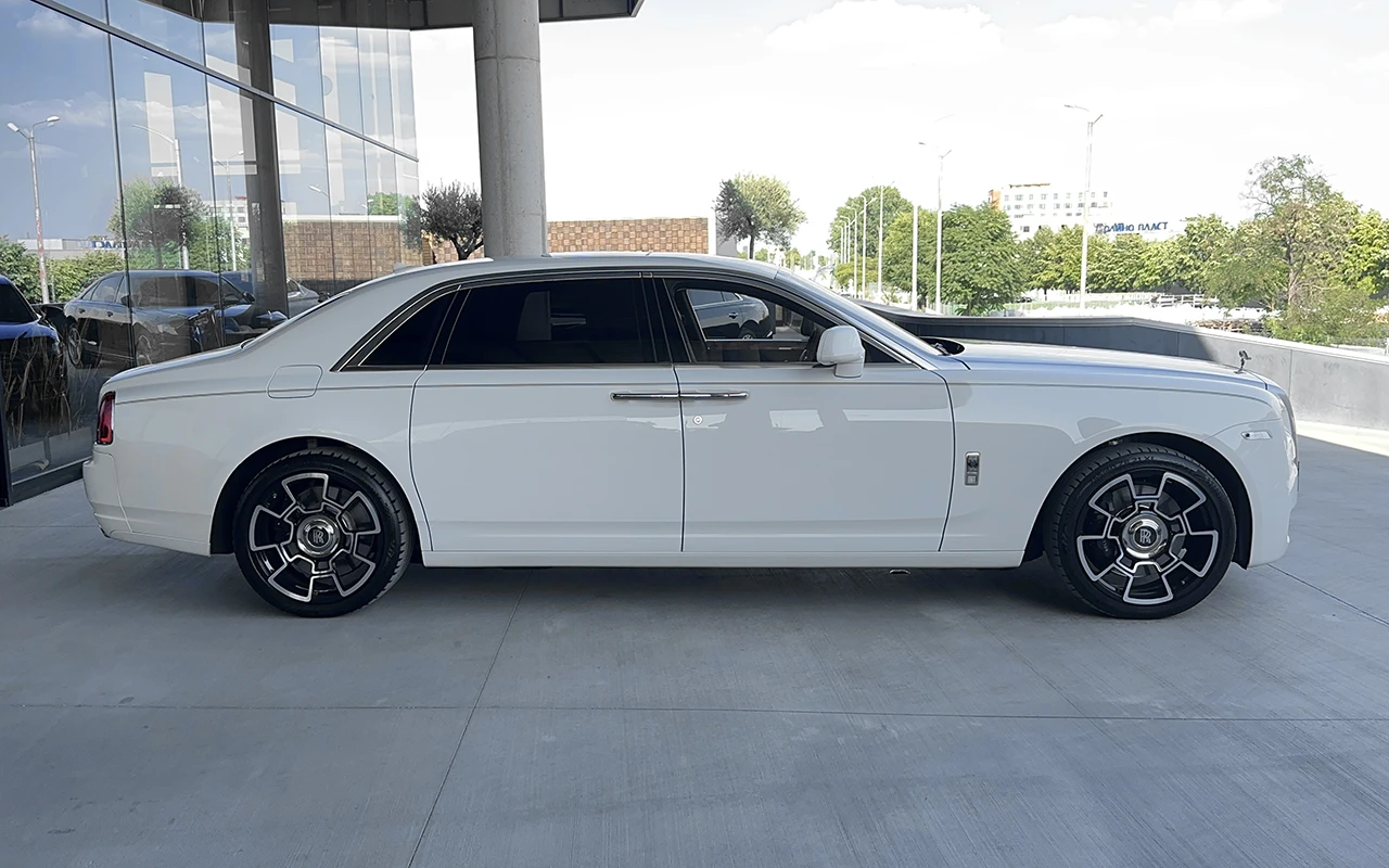 Rolls-Royce Ghost Series II Extended Wheel Base, снимка 3 - Автомобили и джипове - 55698966