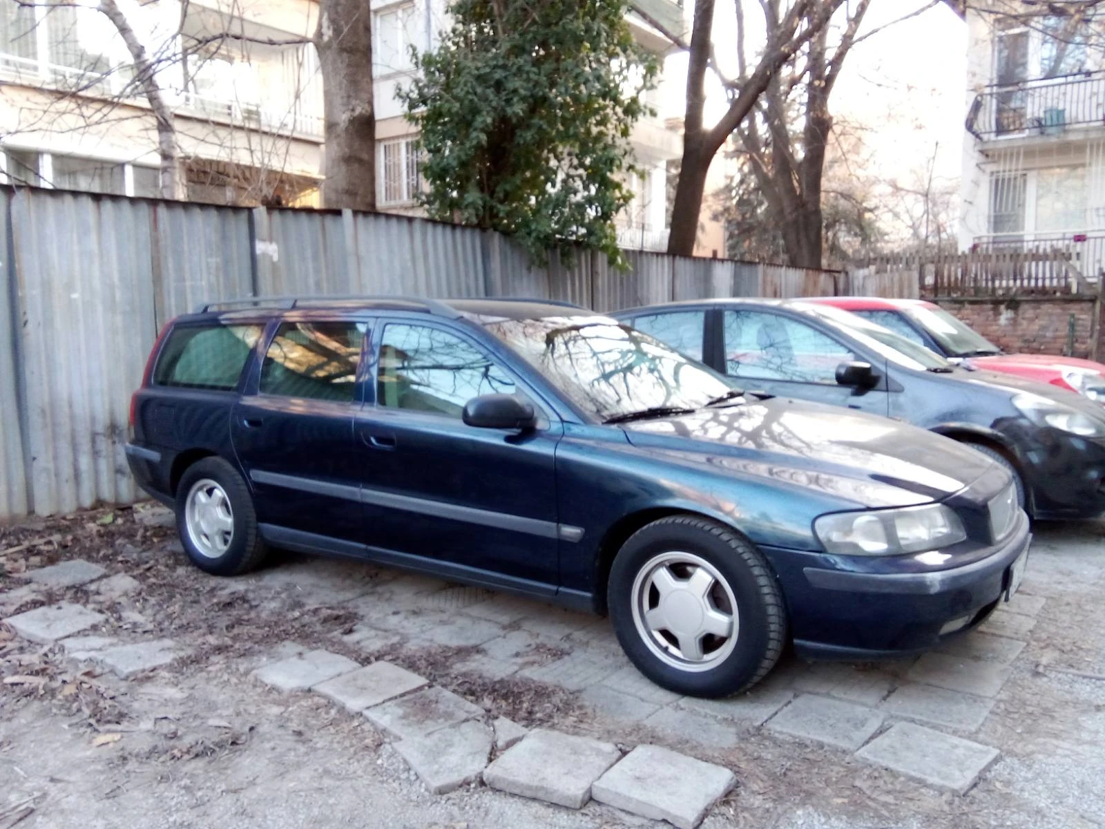 Volvo V70 2.5D, снимка 3 - Автомобили и джипове - 56570495