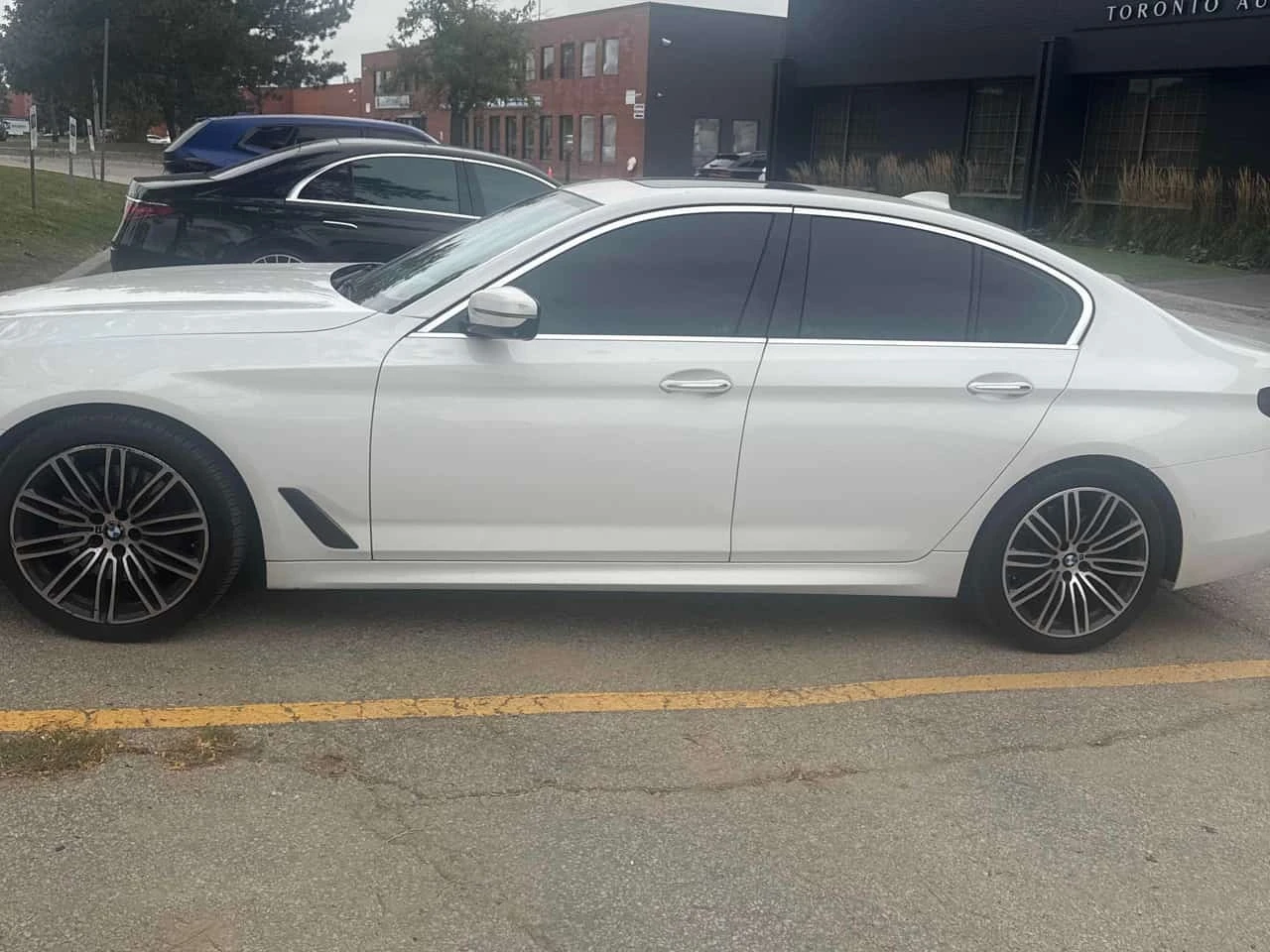 BMW 540 / 360 / ХЕД-ЪП / М ПАКЕТ / АВТОКРЕДИТ , снимка 2 - Автомобили и джипове - 56275772
