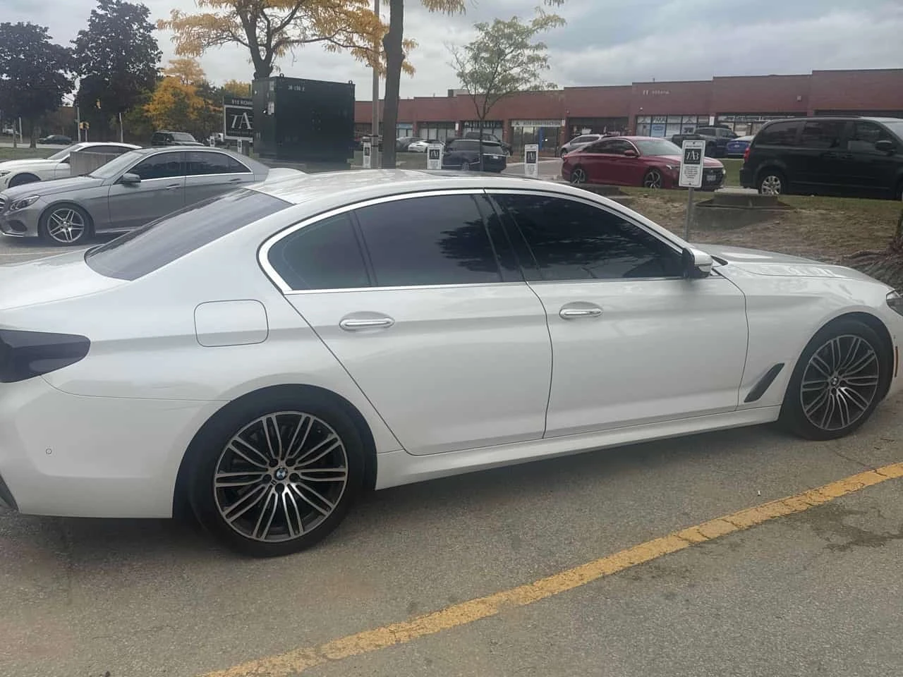BMW 540 / 360 / ХЕД-ЪП / М ПАКЕТ / АВТОКРЕДИТ , снимка 3 - Автомобили и джипове - 56275772