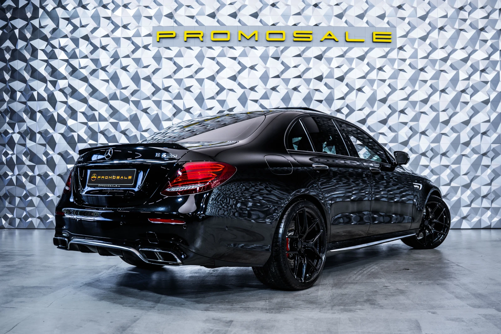 Mercedes-Benz E 63 AMG S 4M AMG* Pano* Burm | Mobile.bg � ����������� 4
