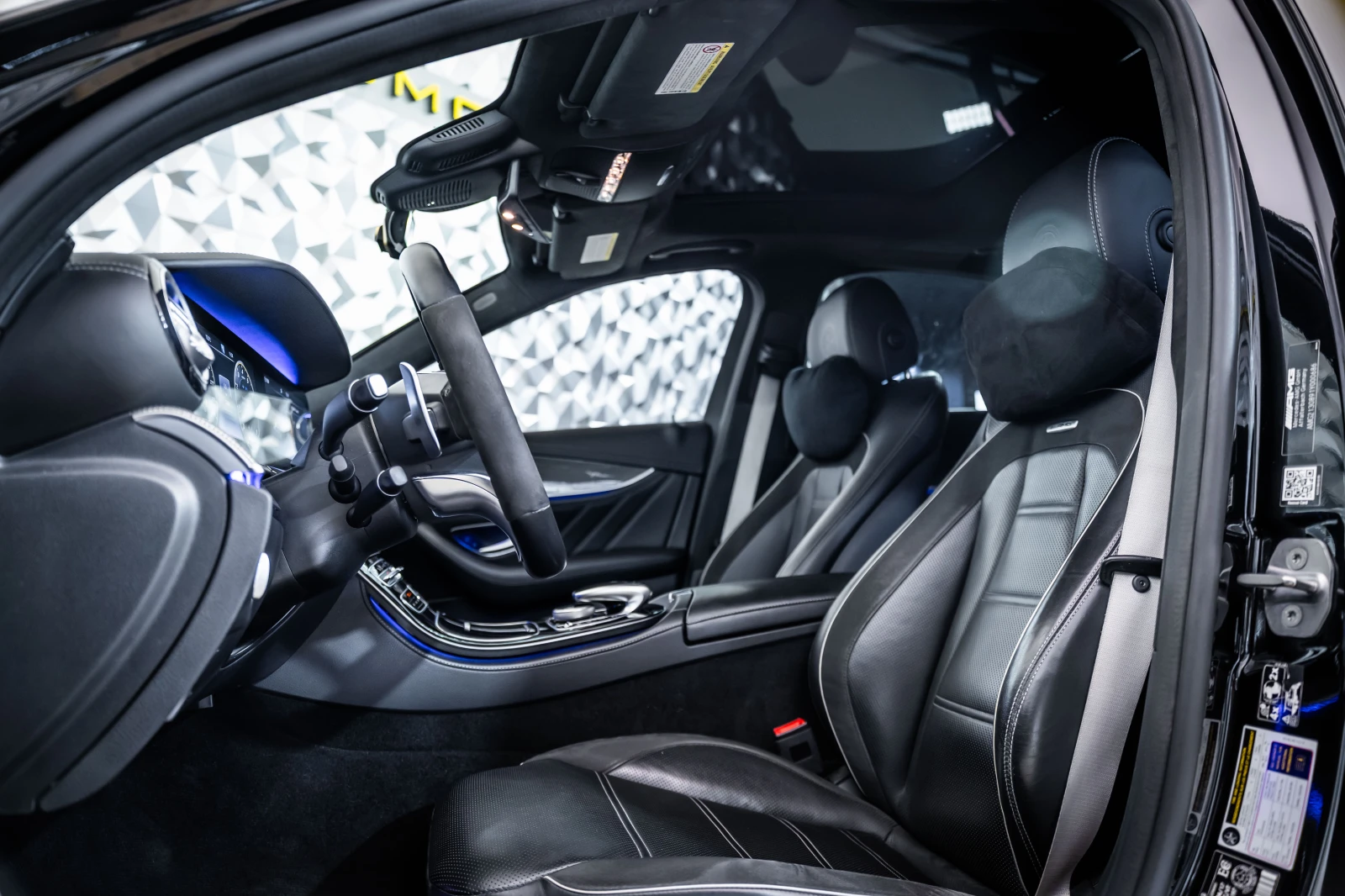 Mercedes-Benz E 63 AMG S 4M AMG* Pano* Burm | Mobile.bg � ����������� 12