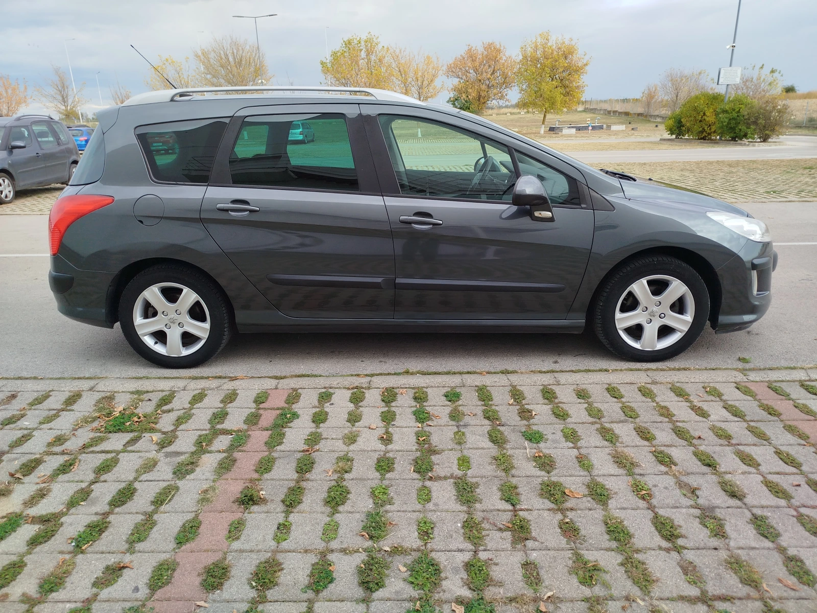 Peugeot 308 1.6-120�� -6+ 1-�������� | Mobile.bg � ����������� 7