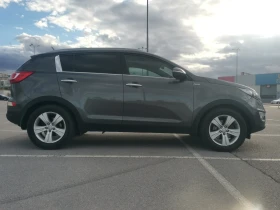 Обява за продажба на Kia Sportage 2.0 CRDI AWD/КАМЕРА/СЕРВИЗНА ИСТОРИЯ/АВТОМАТ/КАСКО ~21 999 лв. - изображение 4 | Auto.bg Обява за продажба на Kia Sportage 2.0 CRDI AWD/КАМЕРА/СЕРВИЗНА ИСТОРИЯ/АВТОМАТ/КАСКО ~21 999 лв. - изображение 4