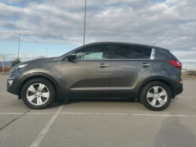 Обява за продажба на Kia Sportage 2.0 CRDI AWD/КАМЕРА/СЕРВИЗНА ИСТОРИЯ/АВТОМАТ/КАСКО ~21 999 лв. - изображение 3 | Auto.bg Обява за продажба на Kia Sportage 2.0 CRDI AWD/КАМЕРА/СЕРВИЗНА ИСТОРИЯ/АВТОМАТ/КАСКО ~21 999 лв. - изображение 3