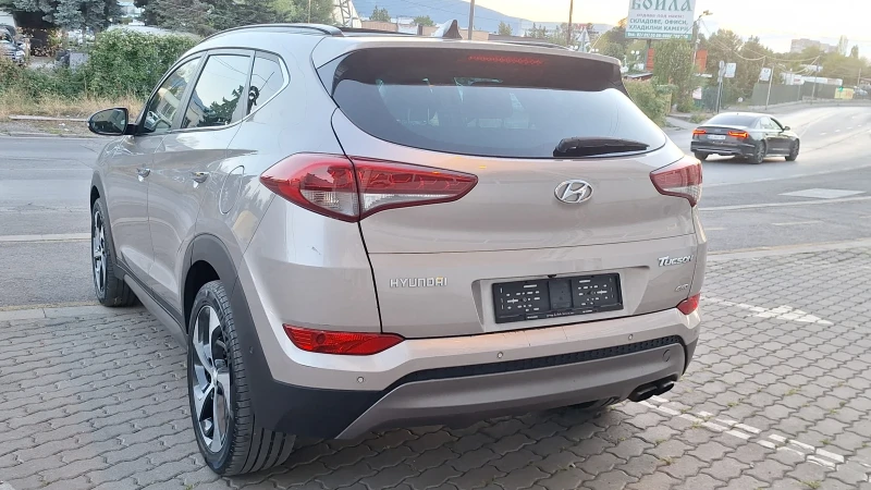 Hyundai Tucson 1.6 turbo  4wd Vertex Панорама Swiss Luks Edition, снимка 8 - Автомобили и джипове - 46850737