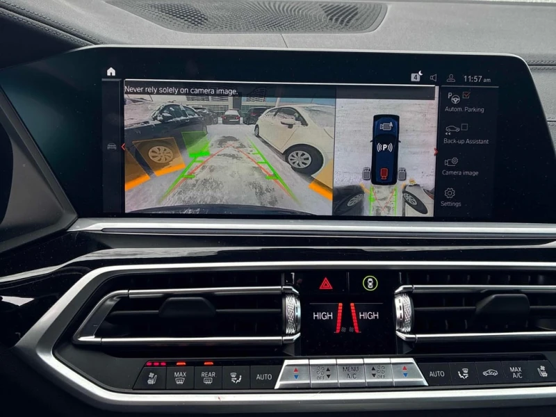 BMW X7 2022 xDrive40i * CARFAX * БЕЗ ПЪРВОНАЧАЛНА ВНОСКА, снимка 11 - Автомобили и джипове - 52807653