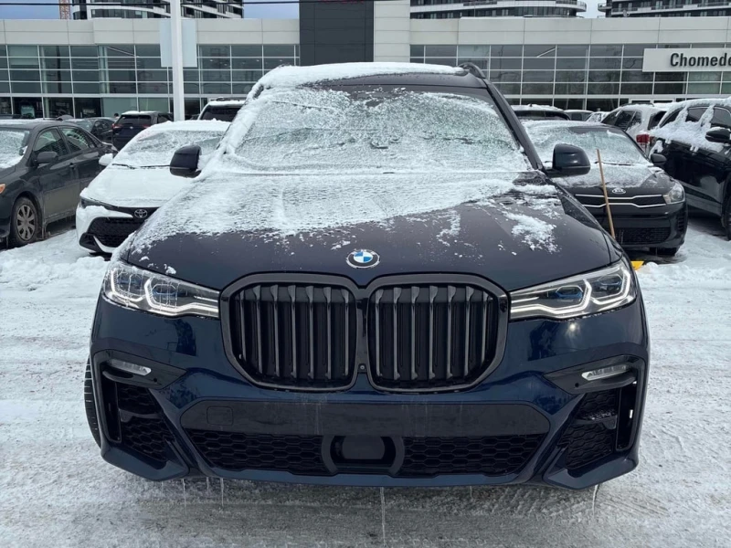 BMW X7 2022 xDrive40i * CARFAX * БЕЗ ПЪРВОНАЧАЛНА ВНОСКА, снимка 2 - Автомобили и джипове - 52807653