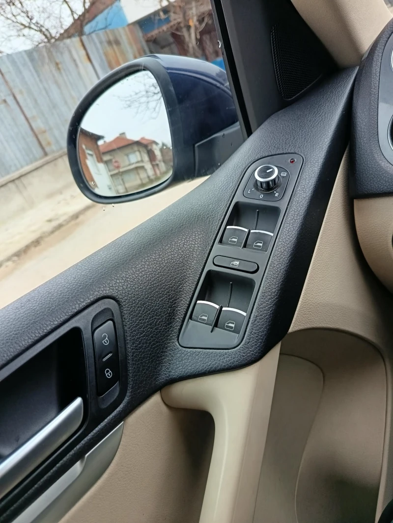 VW Tiguan 2.0TDI 4MOTION, снимка 9 - Автомобили и джипове - 52830354