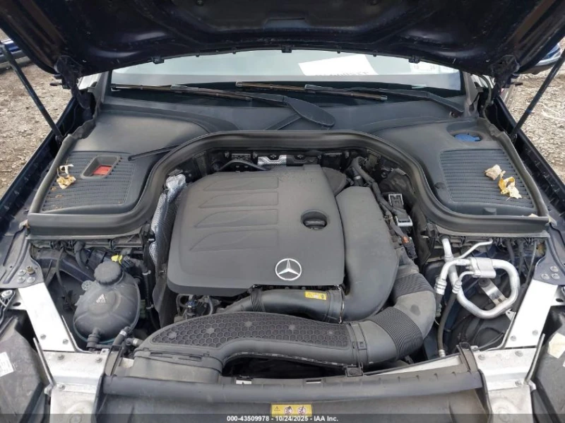 Mercedes-Benz GLC 300 2.0L I-4 DI, DOHC, VVT, TURBO, 255HP All Wheel, снимка 17 - Автомобили и джипове - 53447585