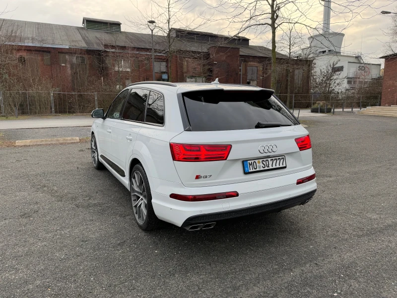 Audi SQ7 Ceramic, Bose, Панорама, 7 места, Германия, снимка 5 - Автомобили и джипове - 53484052