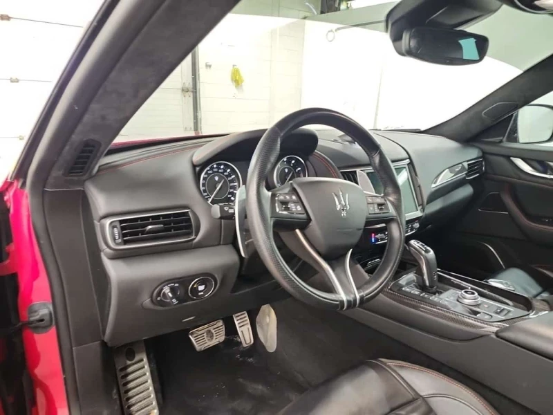 Maserati Levante * TRIBUTO * CARFAX * ЦЕНА ДО БГ, снимка 8 - Автомобили и джипове - 53508576