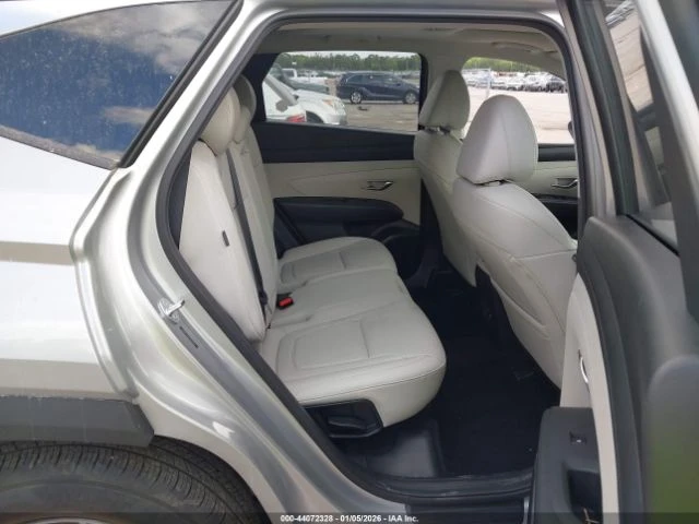 Hyundai Tucson, снимка 11 - Автомобили и джипове - 53935834