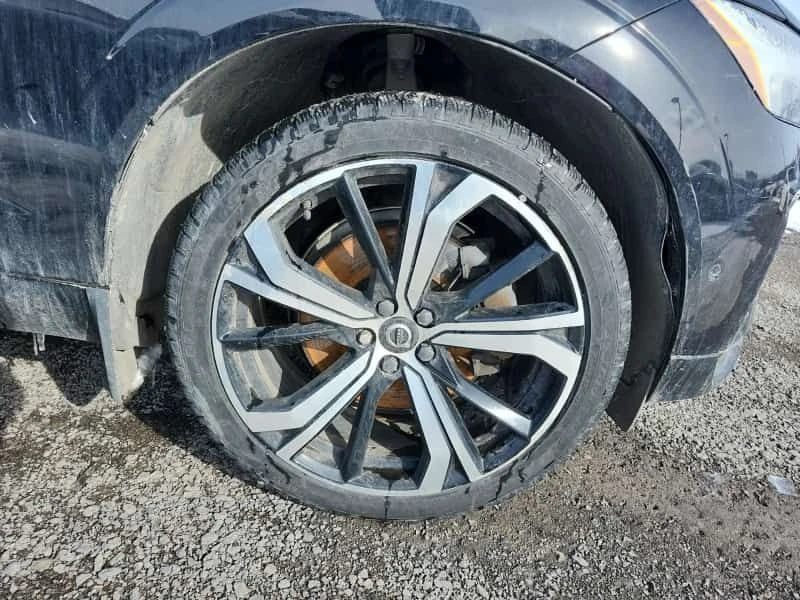 Volvo XC60 R Design /DISTRONIC/360/PANO/BLIND SPOT , снимка 7 - Автомобили и джипове - 53953547