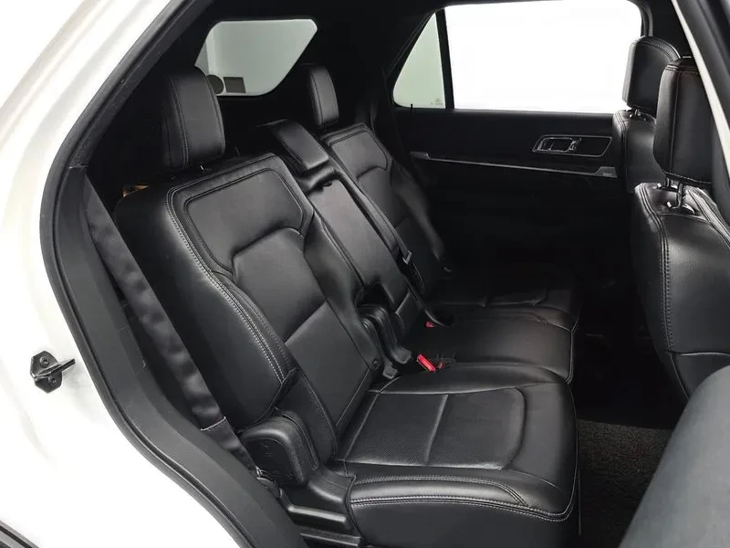 Ford Explorer 2.3 4WD, снимка 12 - Автомобили и джипове - 56497696