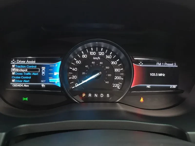 Ford Explorer 2.3 4WD, снимка 8 - Автомобили и джипове - 56497696