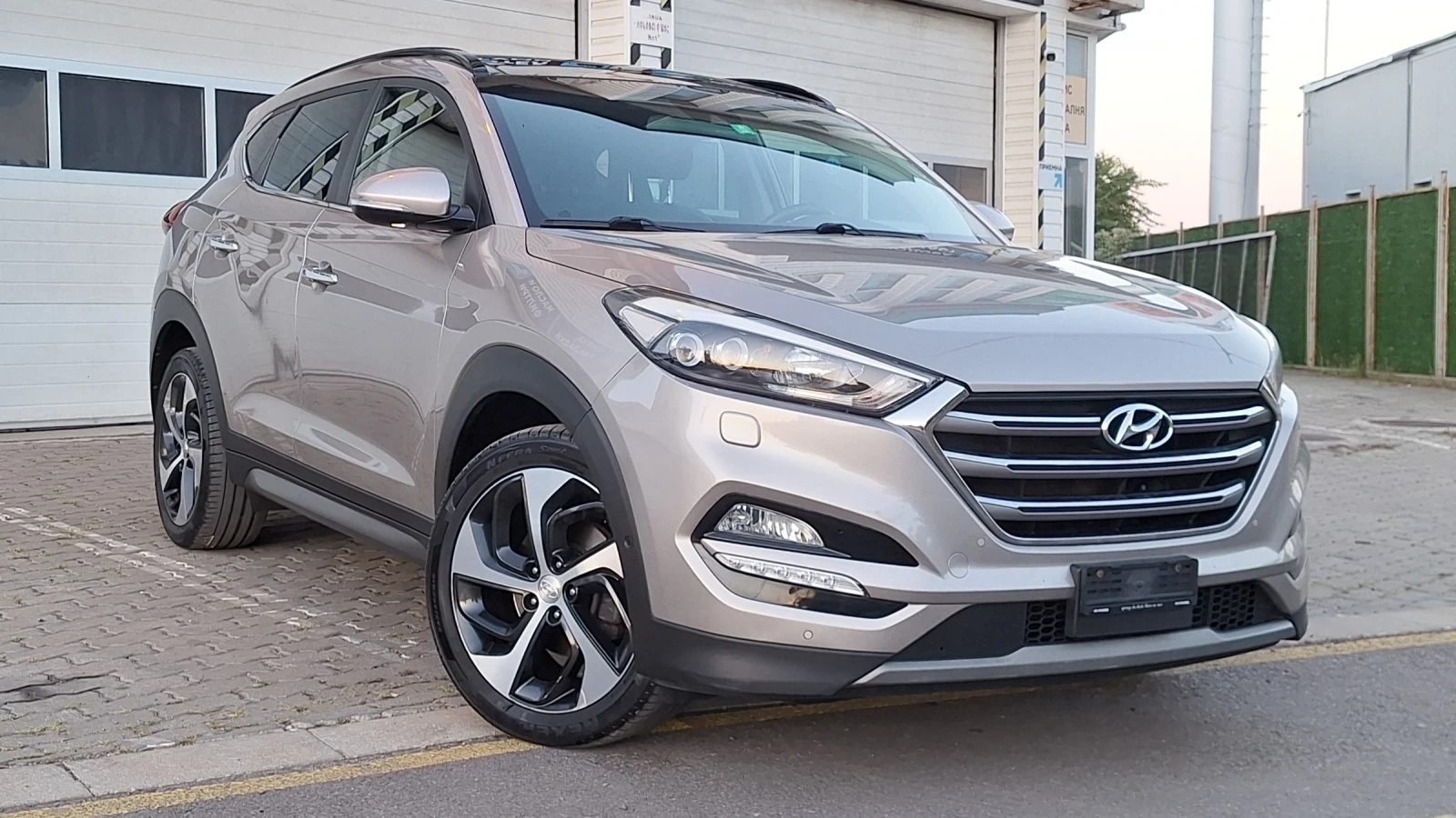 Hyundai Tucson 1.6 turbo  4wd Vertex Панорама Swiss Luks Edition - изображение 3