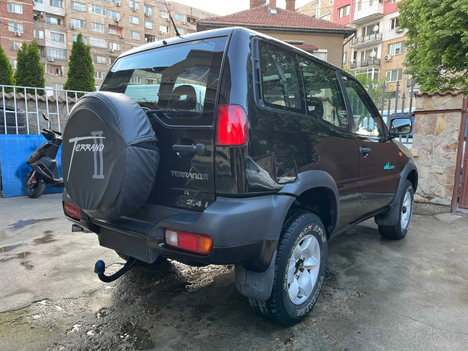 Nissan Terrano  - изображение 6