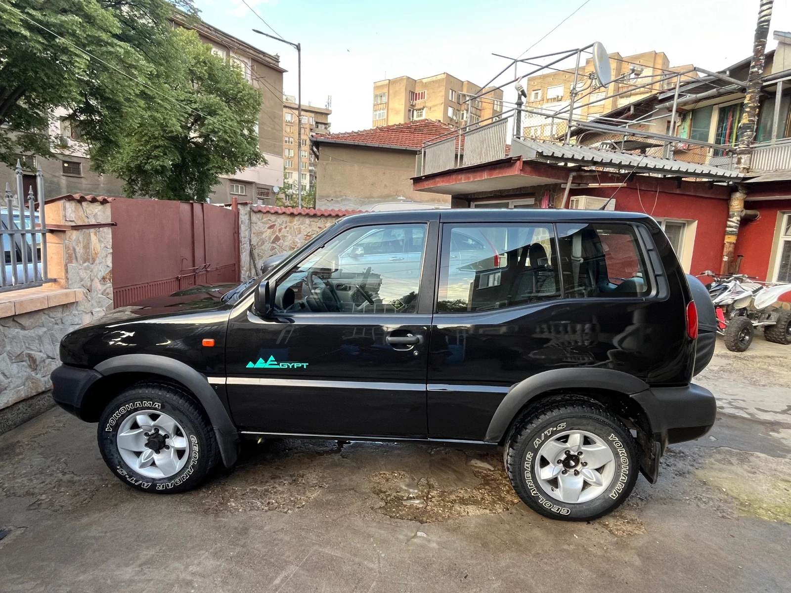 Nissan Terrano  - изображение 4
