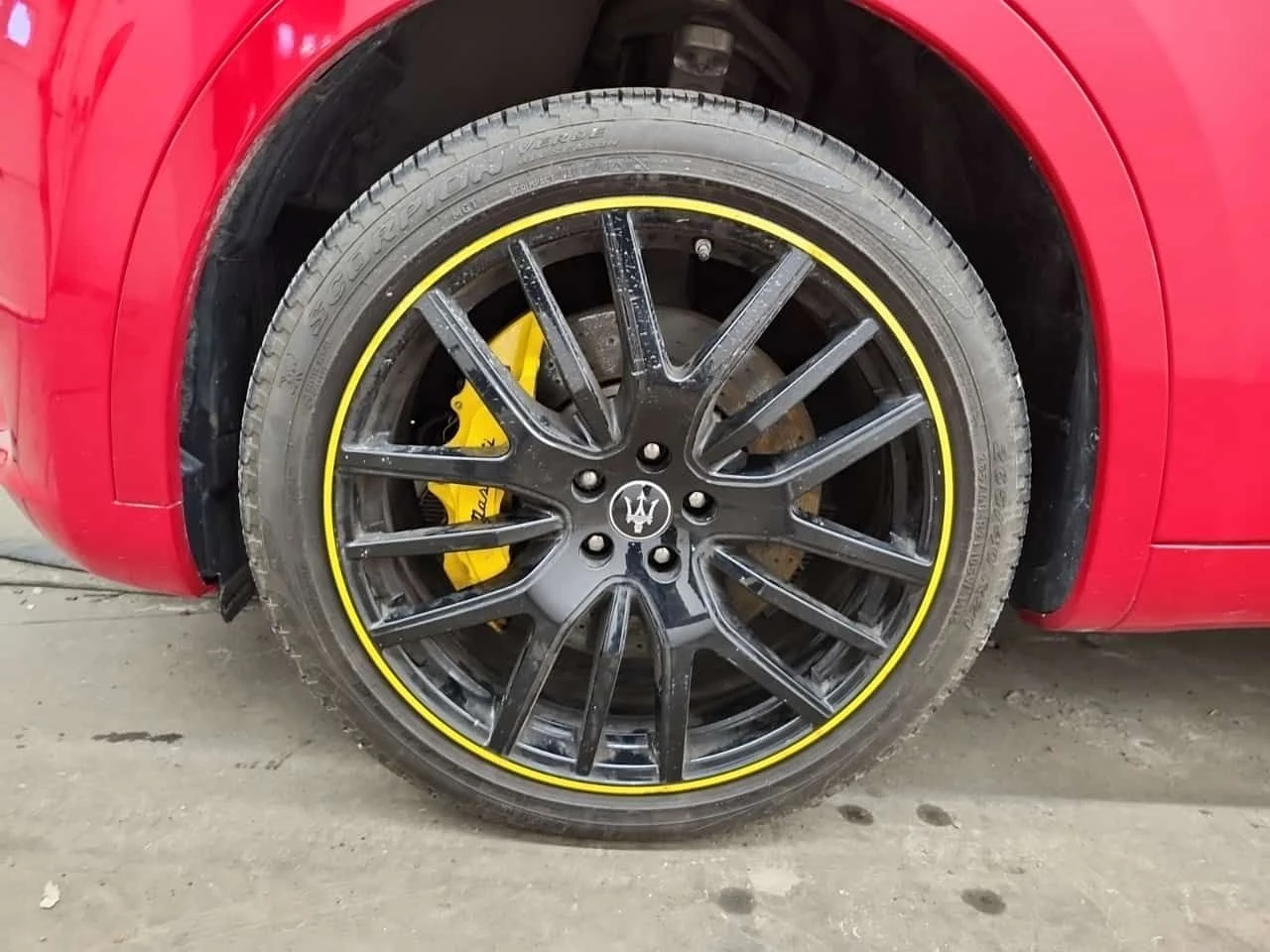 Maserati Levante * TRIBUTO * CARFAX * ���� �� �� | Mobile.bg � ����������� 13