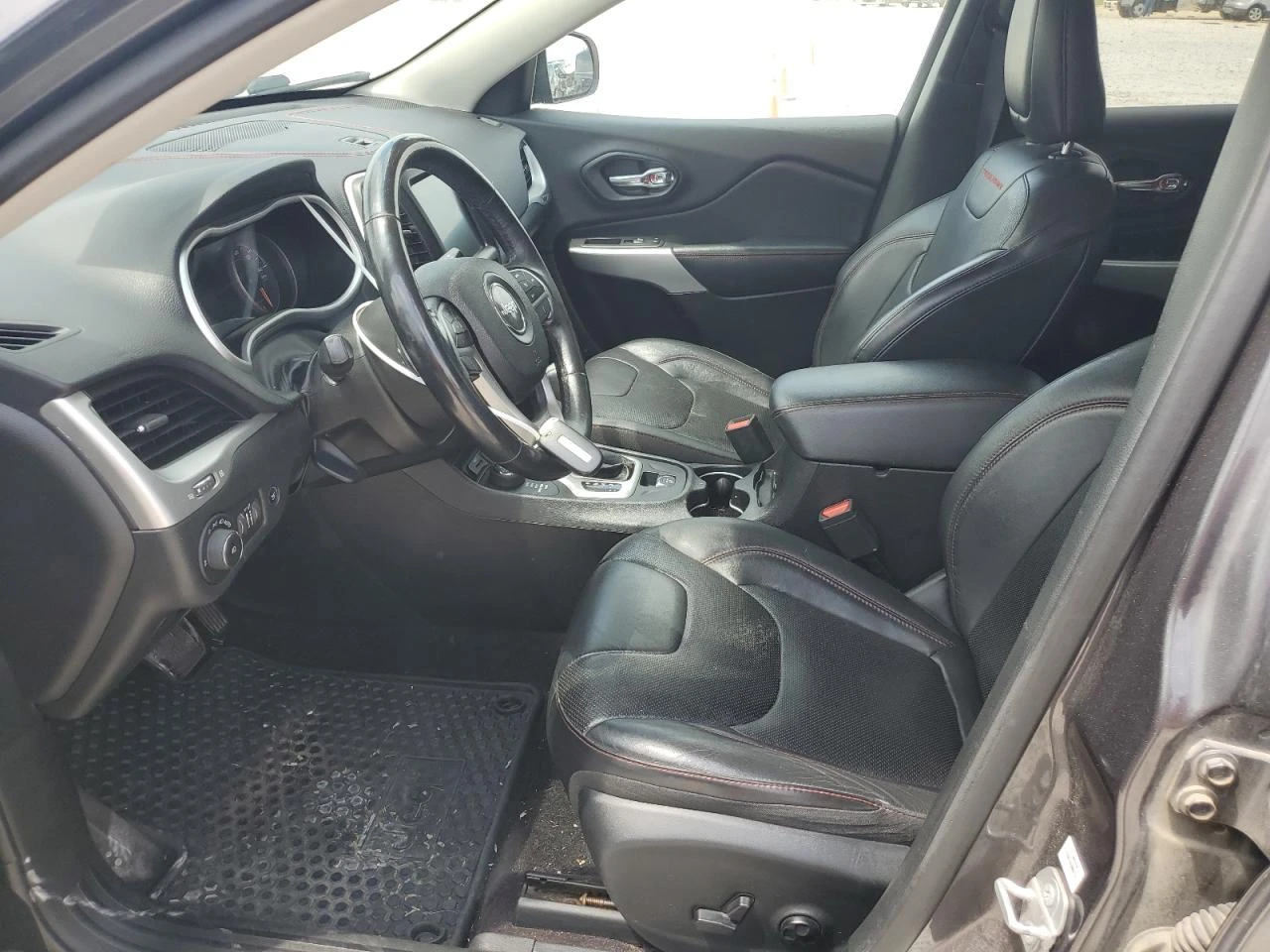 Jeep Cherokee 3.2l Trailhawk, снимка 6 - Автомобили и джипове - 53987615